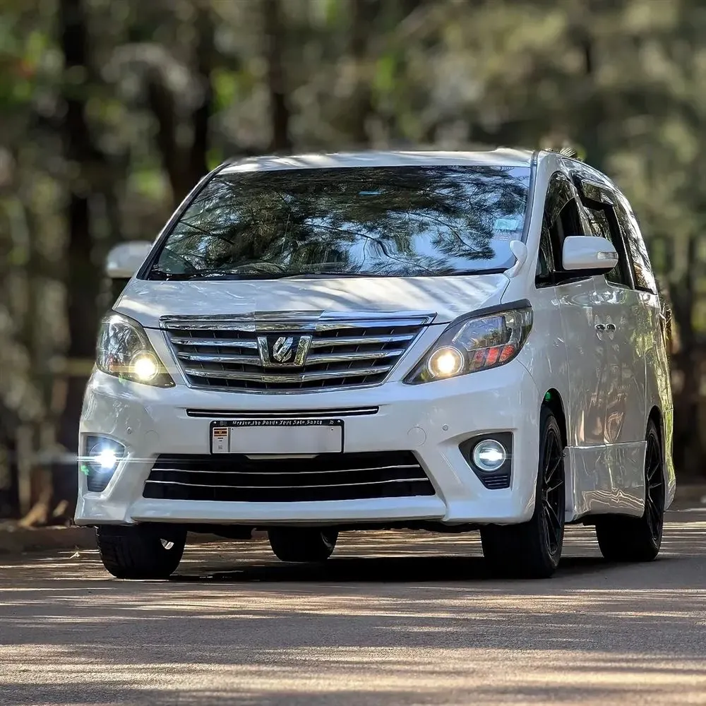 Toyota Alphard 2012